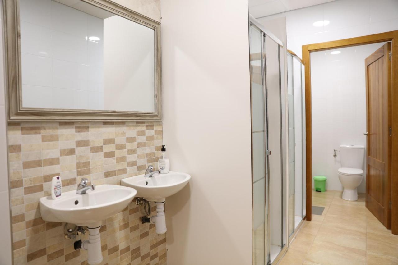 Albergue El Caminante Hostel Портомарин Екстериор снимка